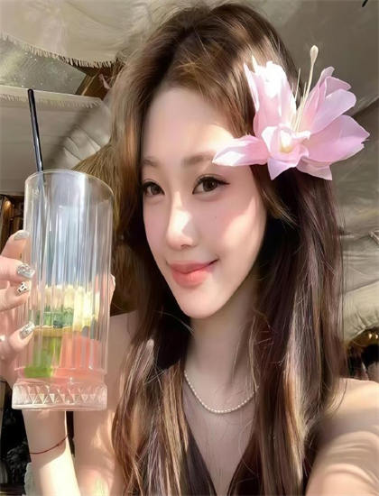 《深渊有微光》欣赏指南：如何理解主题思想与哲学内涵 拓展思维视野